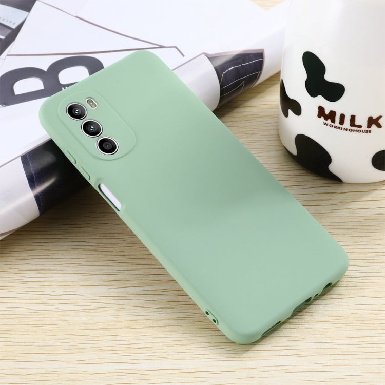 For Motorola Moto G71s 5G Solid Color Liquid Silicone Dropproof Full Coverage Phone Case(Green) by buy2fix