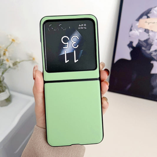 For Motorola Razr 40 Ultra Solid Color Leather Texture Phone Case(Green) by buy2fix