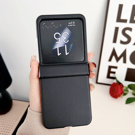 For Motorola Razr 40 Ultra Solid Color Leather Texture Three-stage Phone Case(Black) by buy2fix