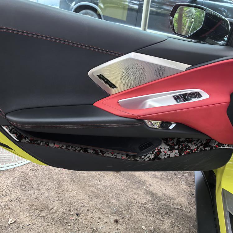 4pcs/Set Forged Gold Foil Carbon Fiber Car Door Storage Panel Decorative Sticker for Chevrolet Corvette C8 2020-, Left and Right Driver(Red) - Car Interior Mouldings by buy2fix | Online Shopping UK | buy2fix