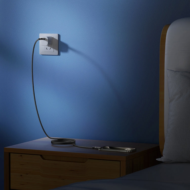 MOMAX DC39 1m USB4.0 USB-C / Type-C to USB-C / Type-C 240W Braided Data Sync Charge Cable by MOMAX