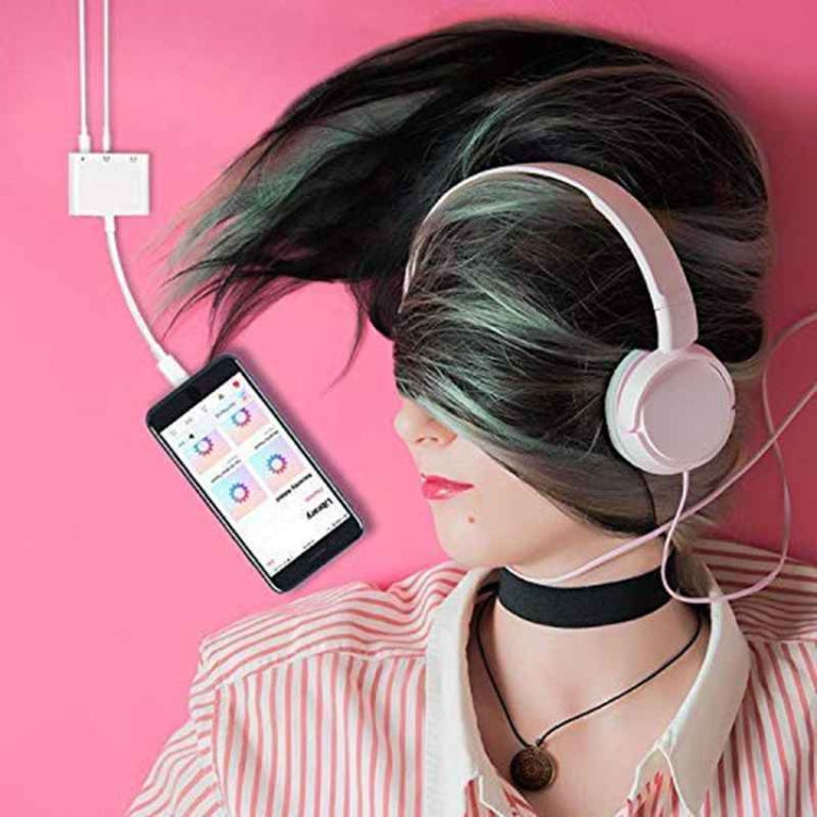 ZS-KL21820 3 in 1 8 Pin to 8 Pin Charging Port + 8 Pin Earphone Jack + 3.5mm Earphone Jack Earphone Adapter Adapter by buy2fix