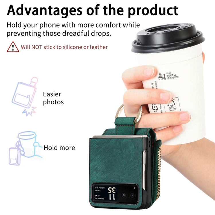 For Motorola Razr 40 Retro Skin-feel Ring Multi-card Wallet Phone Case(Green) by buy2fix