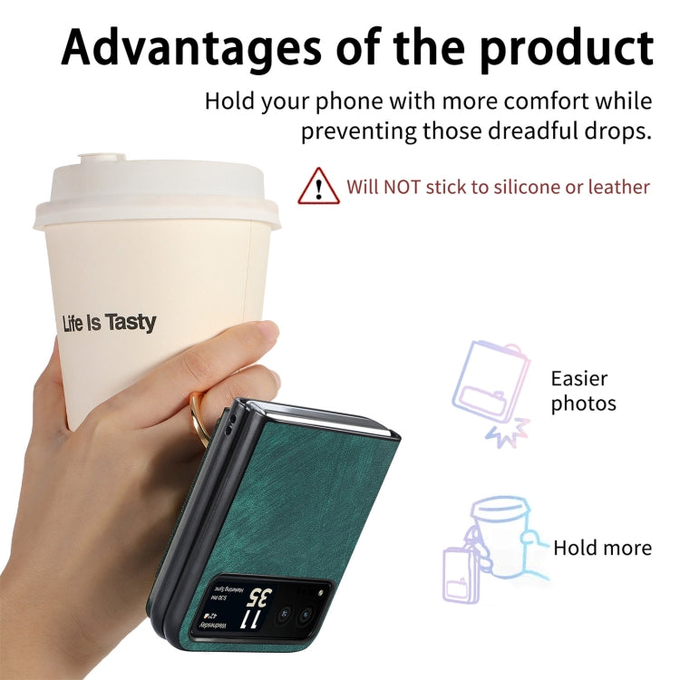 For Motorola Razr 40 Ultra Retro Skin-feel Ring Multi-card Wallet Phone Case(Green) by buy2fix