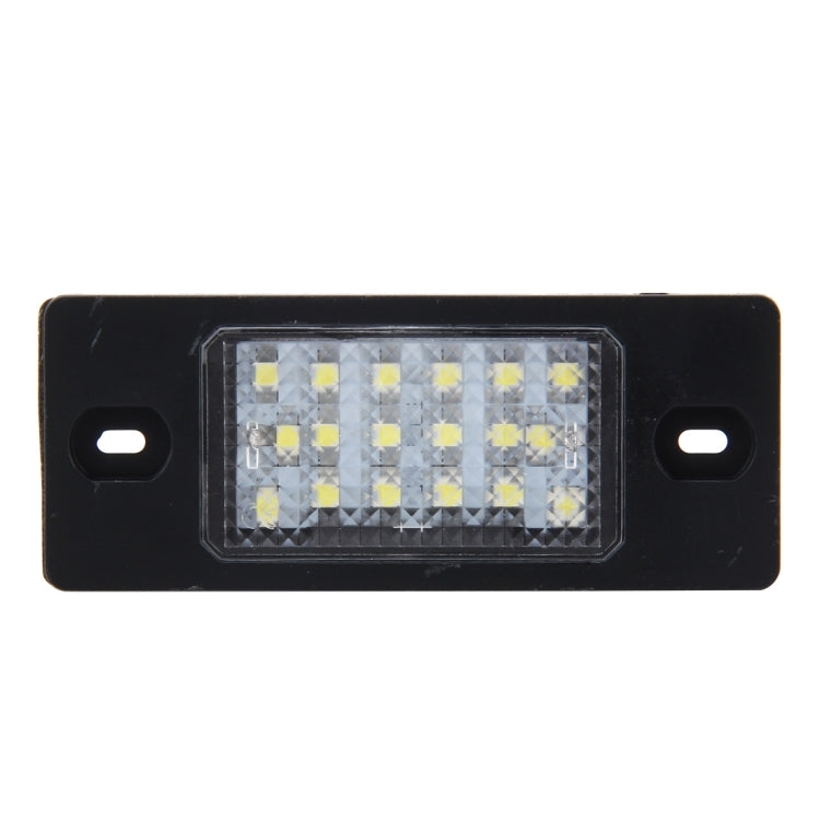 2 PCS License Plate Light with 18 SMD-3528 Lamps for Volkswagen Touareg 2003-2010 ,Prosche Cayenne 2002-2010,2W 120LM, DC12V (White Light) - License Plate Lights by buy2fix | Online Shopping UK | buy2fix