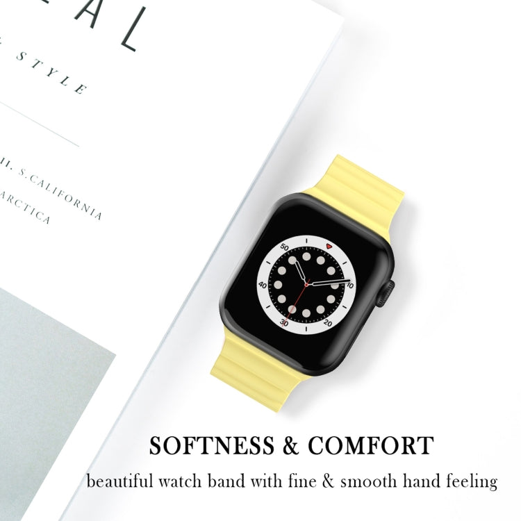 Business B Style Silicone Watch Band For Apple Watch Ultra 49mm&Watch Ultra 2 49mm / Series 9&8&7 45mm / SE 3&SE 2&6&SE&5&4 44mm / 3&2&1 42mm(Yellow) - Watch Bands by buy2fix | Online Shopping UK | buy2fix