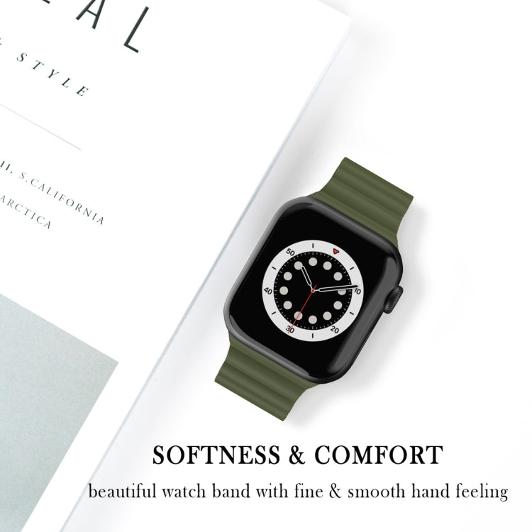 Business B Style Silicone Watch Band For Apple Watch Ultra 49mm&Watch Ultra 2 49mm / Series 9&8&7 45mm / SE 3&SE 2&6&SE&5&4 44mm / 3&2&1 42mm(Dark Green) - Watch Bands by buy2fix | Online Shopping UK | buy2fix