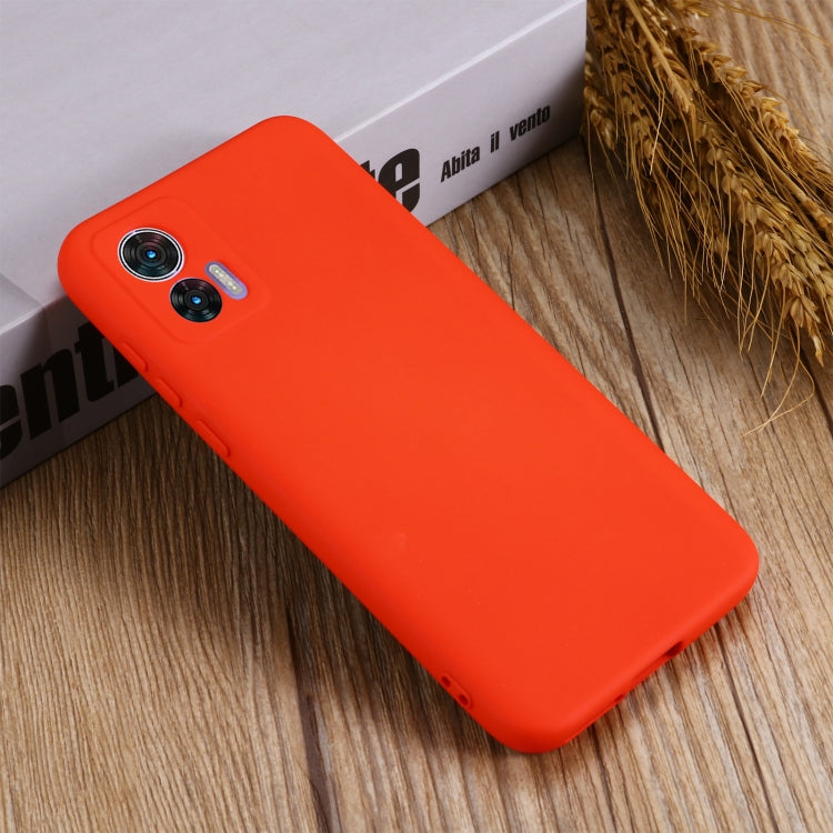 For Motorola Edge 30 Lite 5G / 30 Neo 5G Pure Color Liquid Silicone Shockproof Phone Case(Red) by buy2fix