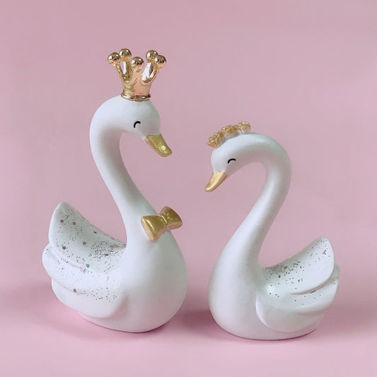 2pcs /Pair Swan Resin Car Decoration Birthday Cake Tanabata Valentine Day Decoration, Color Classification: Extra Large White by buy2fix