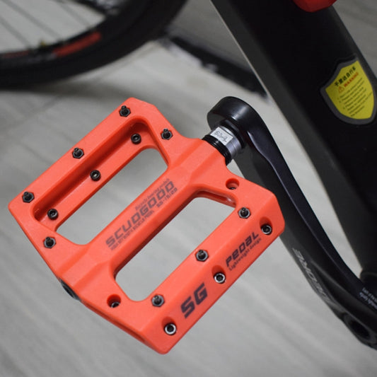 FMFXTR Mountain Bicycle Pedal Nylon Fiber Bearing Non-Slip Pedal(SG-12B Orange) by FMFXTR