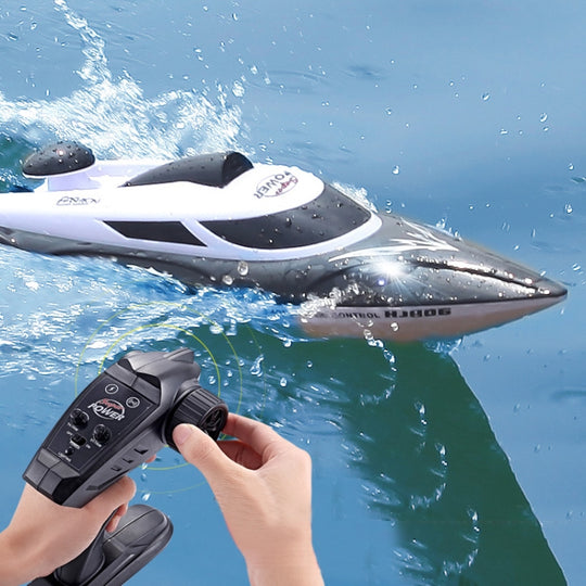 HongXunJie HJ806 2.4Ghz Water Cooling High Speed Racing Boats with Remote Controller, Auto Flip Function, 200m Control Distance(Black)