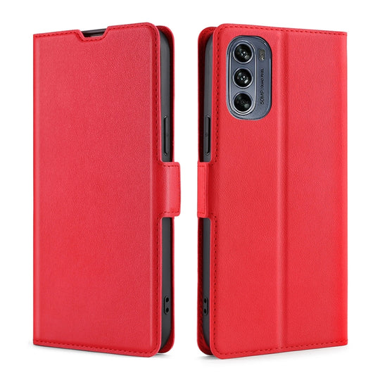 For Motorola Moto G62 5G Ultra-thin Voltage Side Buckle Horizontal Flip Leather Phone Case(Red)