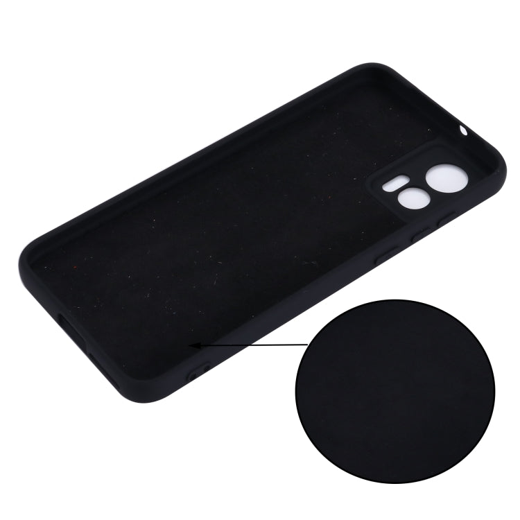 For Motorola Edge 30 Lite 5G / 30 Neo 5G Pure Color Liquid Silicone Shockproof Phone Case(Black) by buy2fix