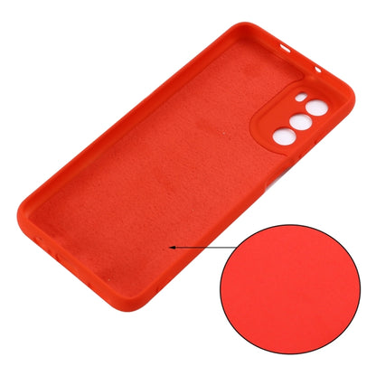 For Motorola Moto G71s 5G Solid Color Liquid Silicone Dropproof Full Coverage Phone Case(Red) by buy2fix