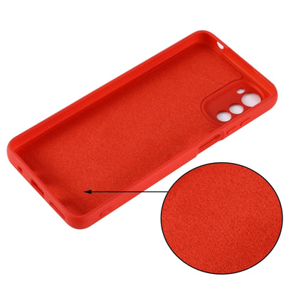 For Motorola Moto E32 4G Solid Color Liquid Silicone Dropproof Full Coverage Phone Case(Red) by buy2fix