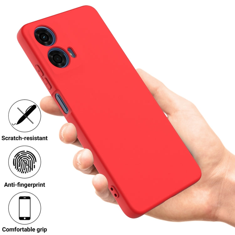 For Motorola Moto G04 / G24 Solid Color Liquid Silicone Dropproof Full Coverage Phone Case(Red) by buy2fix