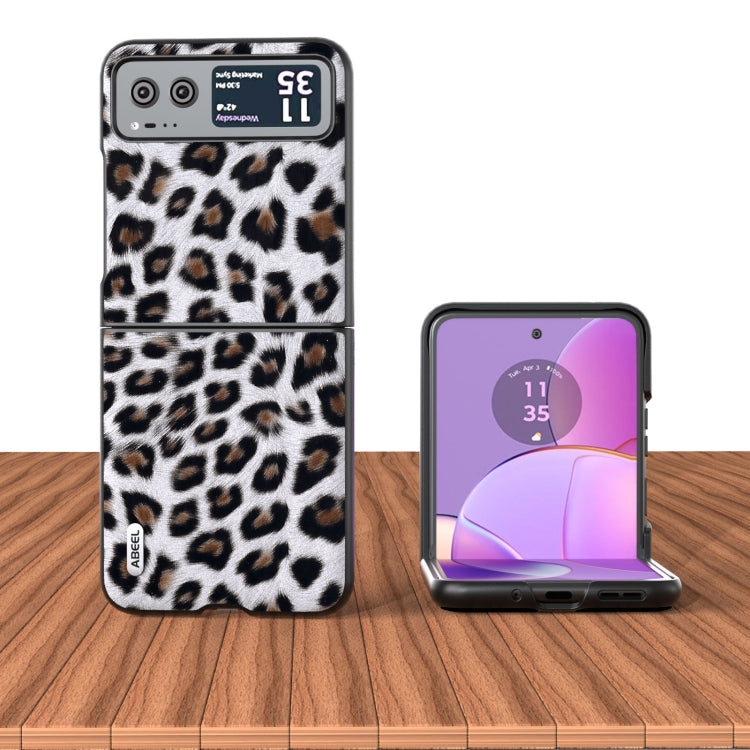 For Motorola Razr 40 ABEEL Black Edge Leopard Phone Case(Silver Leopard) by buy2fix