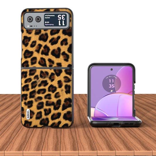 For Motorola Razr 40 ABEEL Black Edge Leopard Phone Case(Golden Leopard) by buy2fix