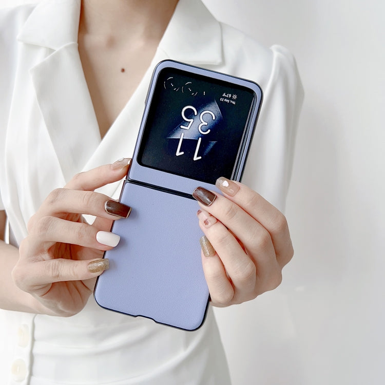 For Motorola Razr 50 Solid Color Leather Texture Phone Case(Green) by buy2fix