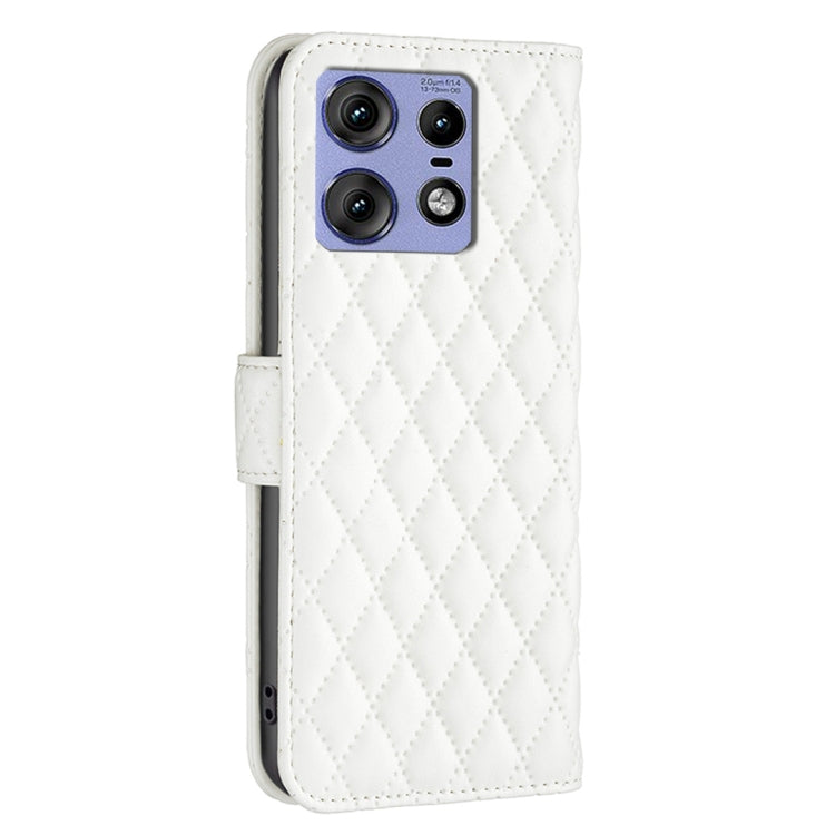 For Motorola Edge 50 Pro 5G Diamond Lattice Wallet Flip Leather Phone Case(White) by buy2fix