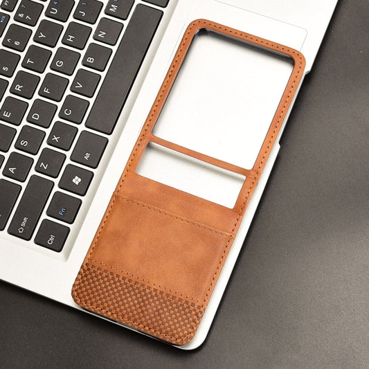For Motorola Razr 50 Ultra Retro Texture Leather Phone Case(Brown) by buy2fix