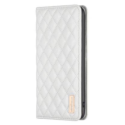 For Samsung Galaxy S25 5G Diamond Lattice Magnetic Leather Flip Phone Case(White) by buy2fix