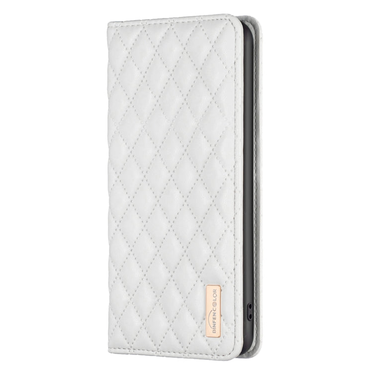 For Samsung Galaxy S25+ 5G Diamond Lattice Magnetic Leather Flip Phone Case(White) by buy2fix