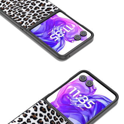 For Motorola Razr 50 Ultra Black Edge Leopard Phone Case(Silver Leopard) by buy2fix
