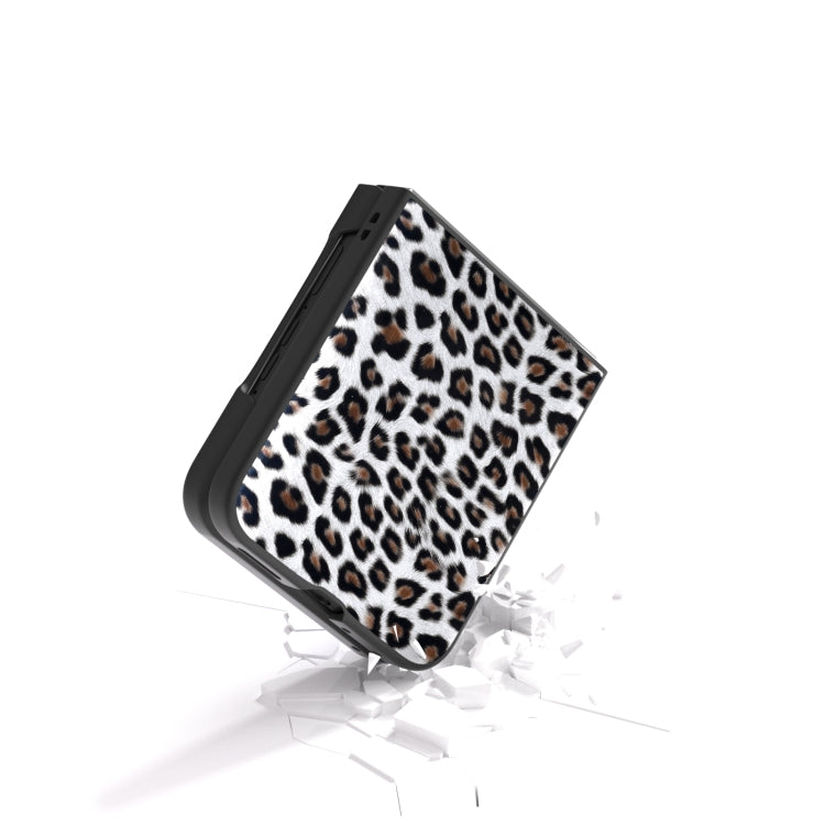 For Motorola Razr 50 Ultra Black Edge Leopard Phone Case(Silver Leopard) by buy2fix