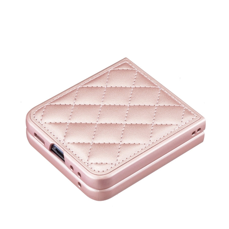 EDA006961901F_2.jpg@399aba42852331f484704223309911ca