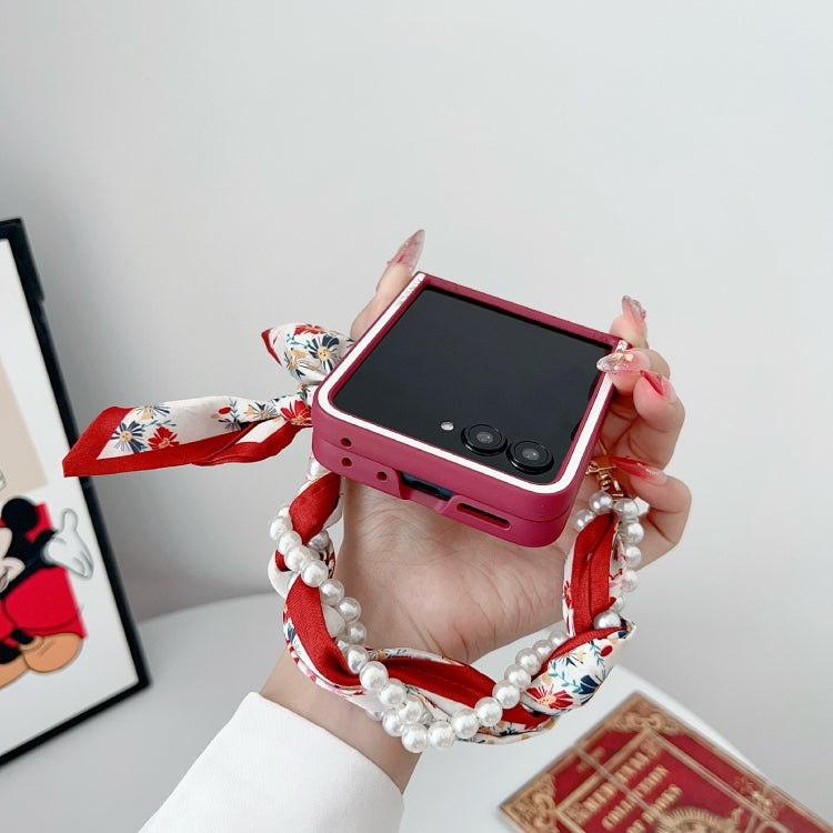 For Motorola Razr 40 Ultra Sketch Flower Pattern Phone Case with Scarf Bracelet(Rose) by buy2fix