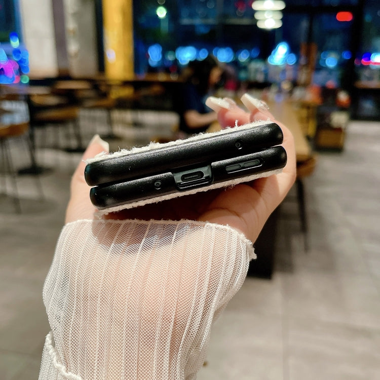 For Motorola Razr 40 Ultra Handbag Design Plush Ball Plaid Fabric PC Phone Case(Black) by buy2fix