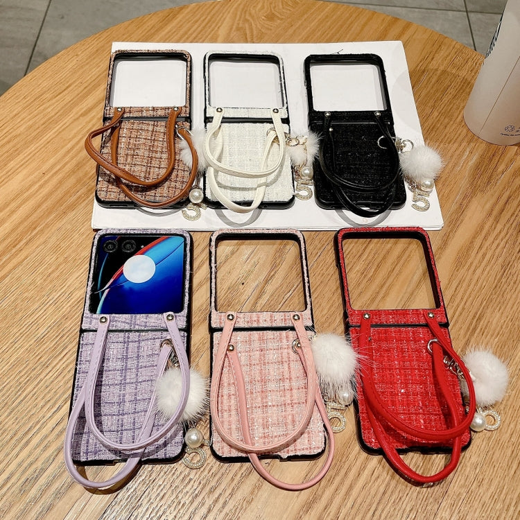 For Motorola Razr 40 Ultra Handbag Design Plush Ball Plaid Fabric PC Phone Case(Black) by buy2fix