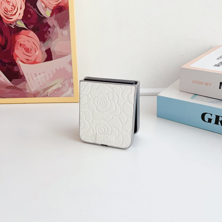 For Motorola Razr 50 / 50 Ultra Camellia Plaid Fabric DIY PC Phone Case(White) by buy2fix