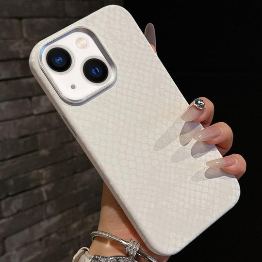 For iPhone 15 Plain Leather Snake Texture PC MagSafe Phone Case(White)