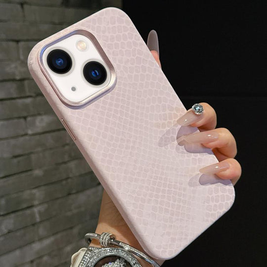 For iPhone 15 Plain Leather Snake Texture PC MagSafe Phone Case(Pink)