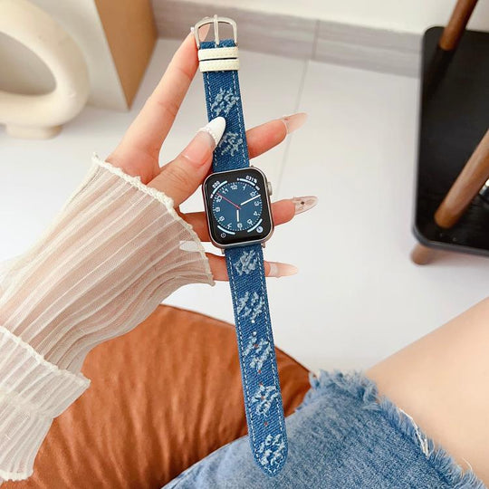 For Apple Watch 46mm / 49mm / 45mm / 44mm Denim Canvas Pin Buckle Watch Band(Distressed Blue)