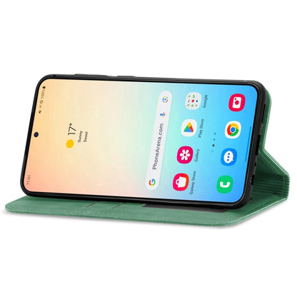 For Samsung Galaxy S25+ 5G Retro Skin Feel Magnetic Leather Phone Case(Green) by buy2fix