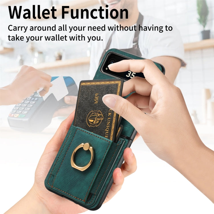 For Motorola Razr 40 Ultra Retro Skin-feel Ring Multi-card Wallet Phone Case(Green) - Motorola Cases by buy2fix | Online Shopping UK | buy2fix
