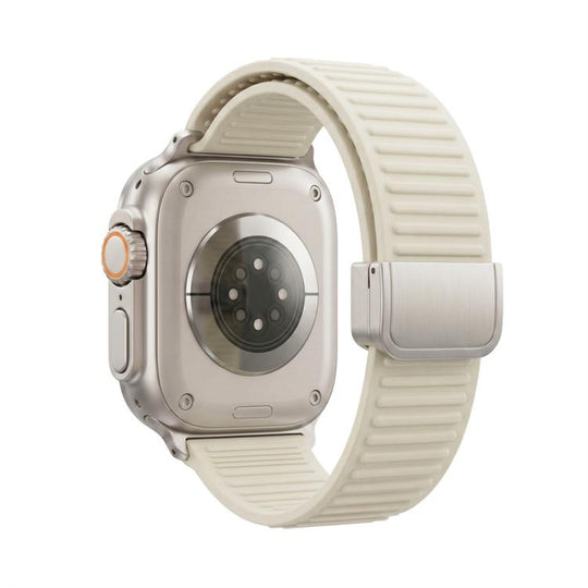 For Apple Watch 46mm / 49mm / 45mm / 44mm Mountain Pattern Loop Magnetic Buckle Silicone Watch Band(Starlight)