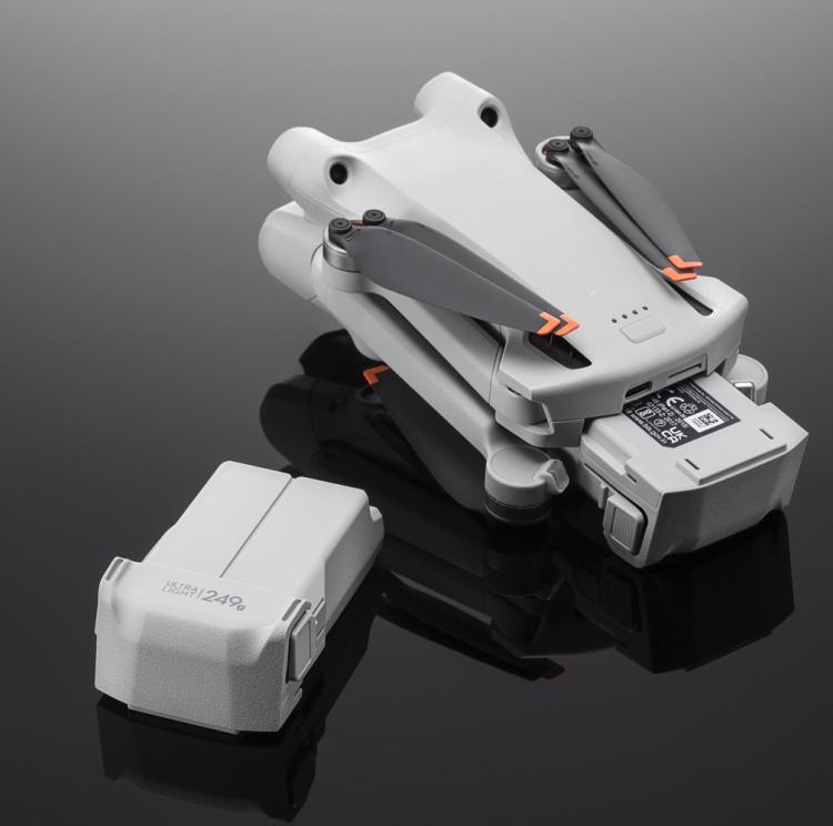 Original Intelligent Flight Battery 2453 mAh For DJI Mini 3 Pro / Mini 3 by DJI