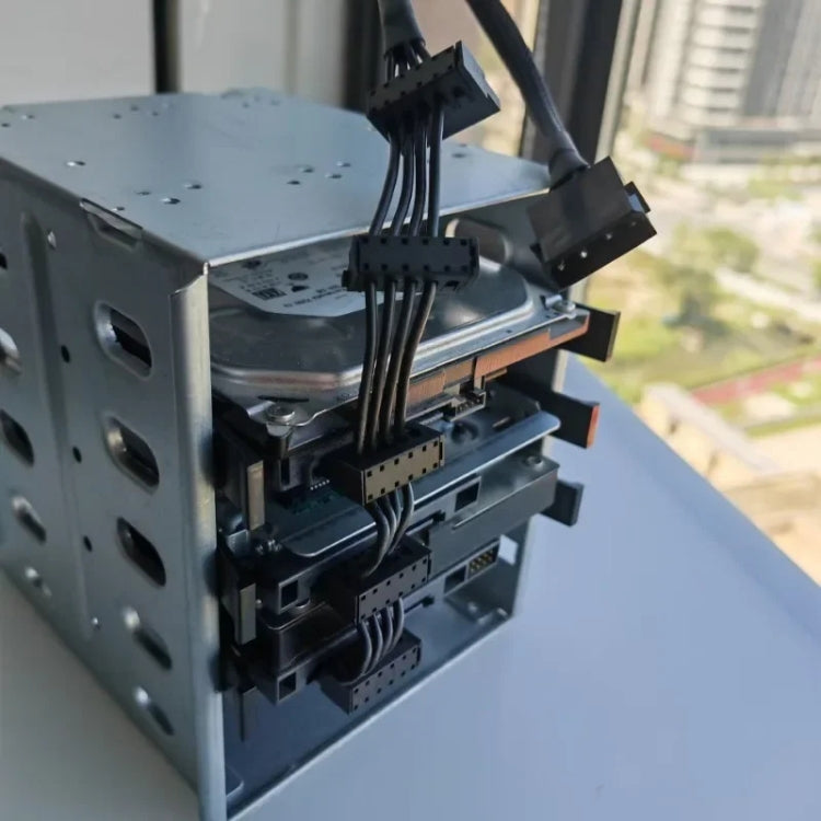 40cm 18AWG Large 4Pin Sleeve Grid 1 To 5 SATA Hard Drive Cage Cable by buy2fix