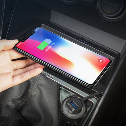 HFC-1032 Car Qi Standard Wireless Charger 10W Quick Charging for Volkswagen Tayron 2019-2022, Left Driving - Wireless Charging Pads by buy2fix | Online Shopping UK | buy2fix