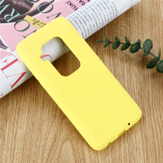 Solid Color Liquid Silicone Shockproof Full Coverage Case For Motorola One Zoom(Yellow) - Motorola Cases by buy2fix | Online Shopping UK | buy2fix