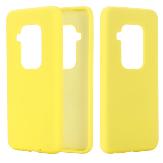 Solid Color Liquid Silicone Shockproof Full Coverage Case For Motorola One Zoom(Yellow) - Motorola Cases by buy2fix | Online Shopping UK | buy2fix