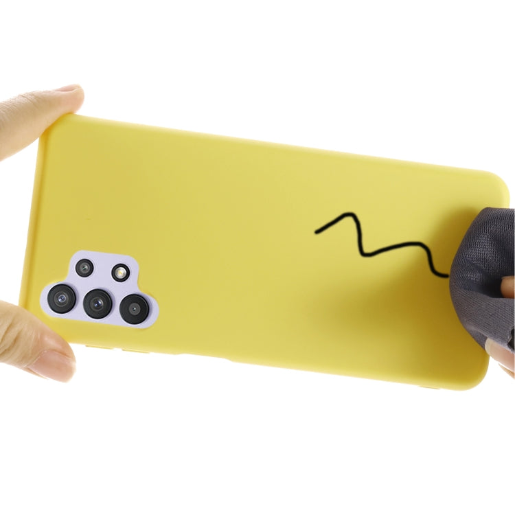 For Samsung Galaxy A32 4G Solid Color Liquid Silicone Dropproof Full Coverage Protective Case(Yellow) by buy2fix
