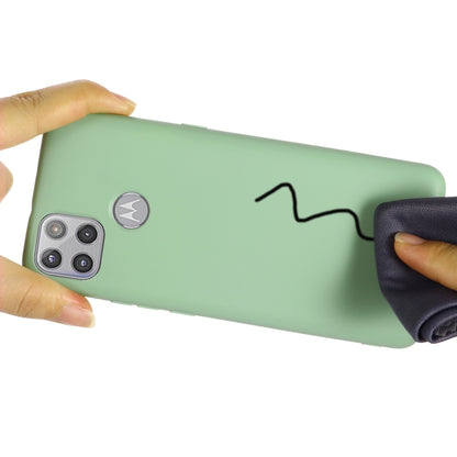 For Motorola Moto G 5G Solid Color Liquid Silicone Dropproof Full Coverage Protective Case(Green) - Motorola Cases by buy2fix | Online Shopping UK | buy2fix