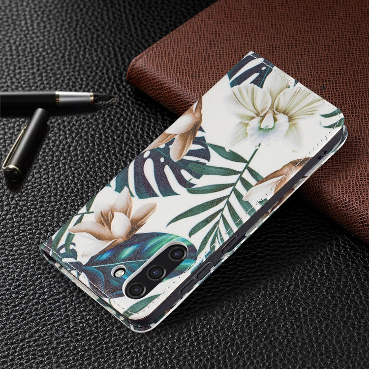 For Samsung Galaxy S21 FE Colored Drawing Pattern Invisible Magnetic Horizontal Flip PU Leather Case with Holder & Card Slots & Wallet(Red Leaves) by buy2fix