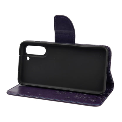 For Samsung Galaxy S21 FE Butterfly Flower Pattern Horizontal Flip Leather Case with Holder & Card Slots & Wallet(Deep Purple) by buy2fix