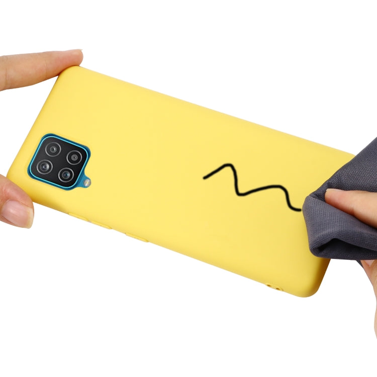 For Samsung Galaxy A22 4G Solid Color Liquid Silicone Dropproof Full Coverage Protective Case(Yellow) by buy2fix